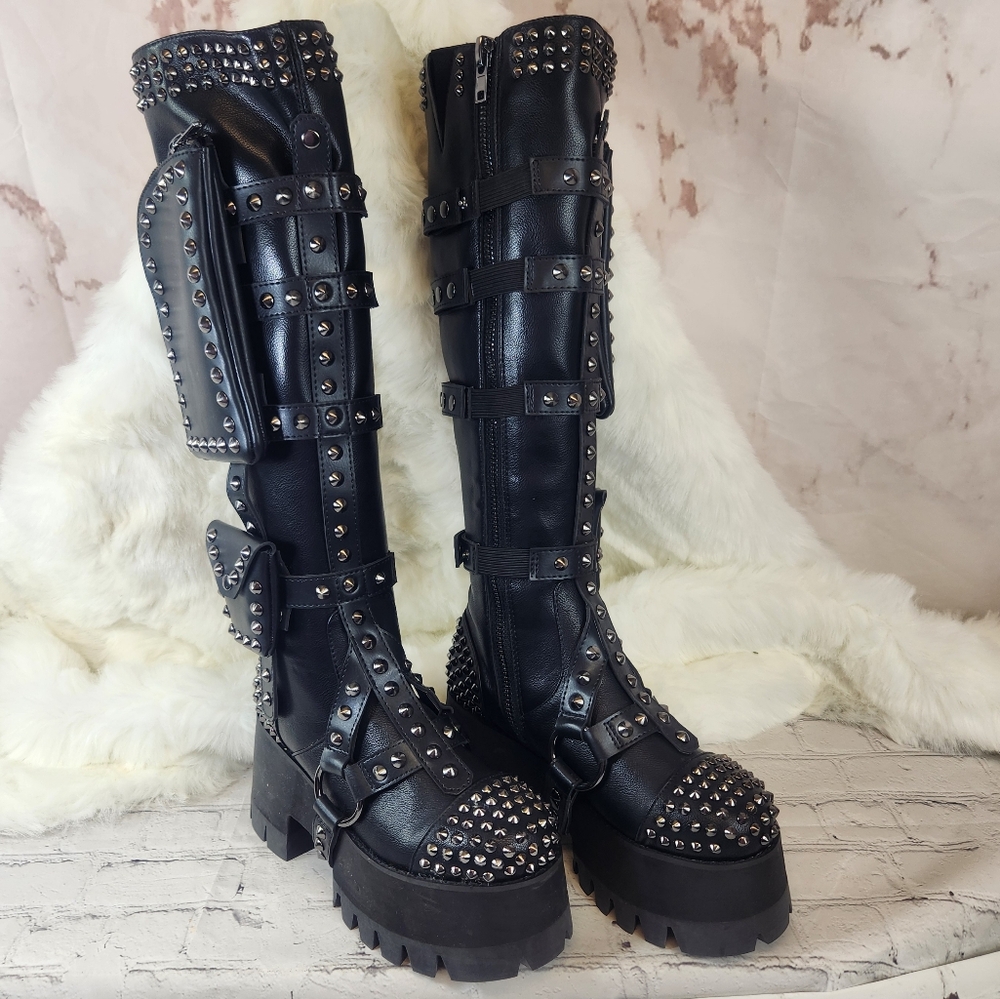 Club ExxShake The Nation Removable Harness Boots - Picture 2 of 5